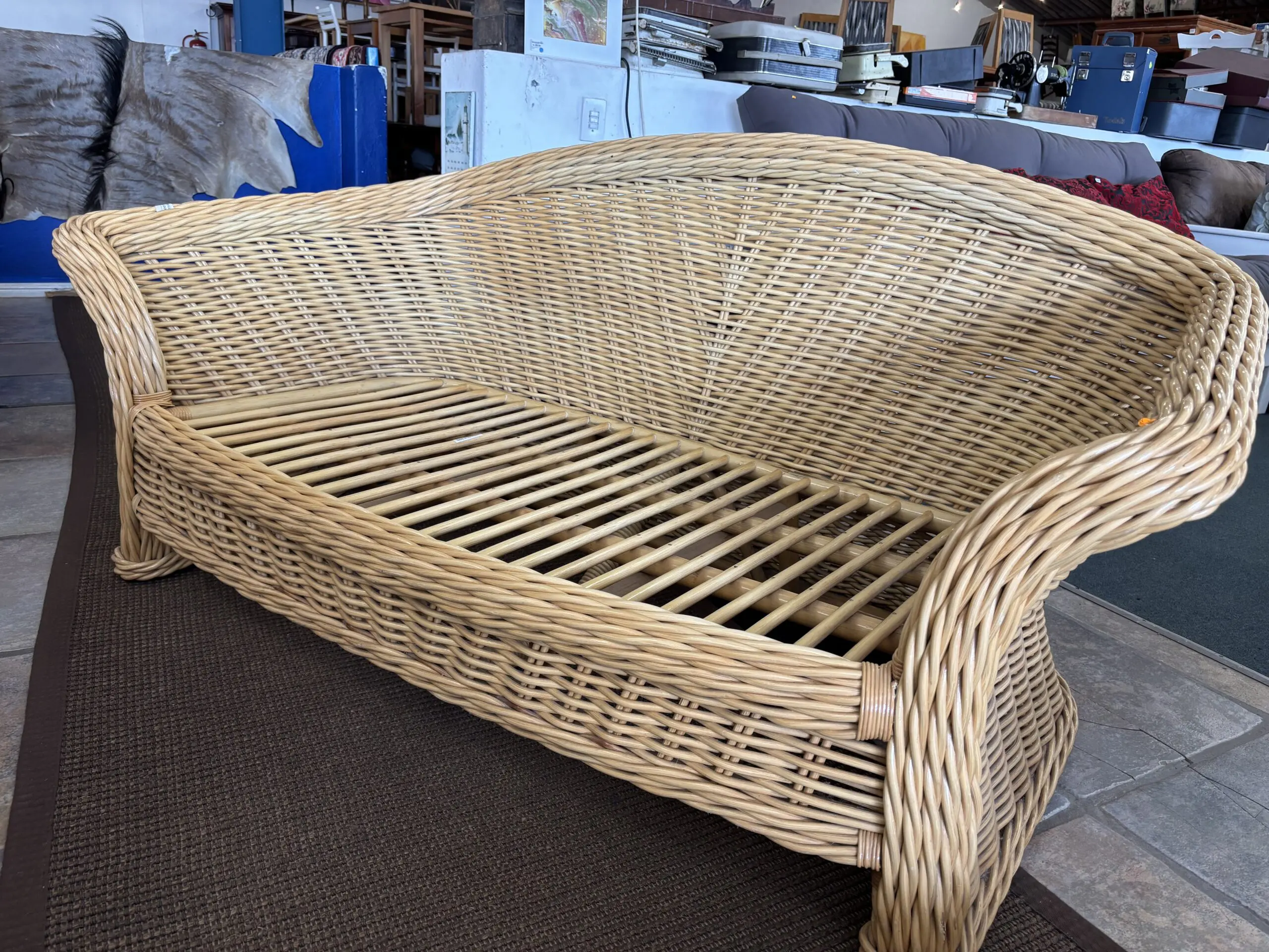 Contemporary Wicker Loveseat with Deep Buttoned Cushion - Image 5