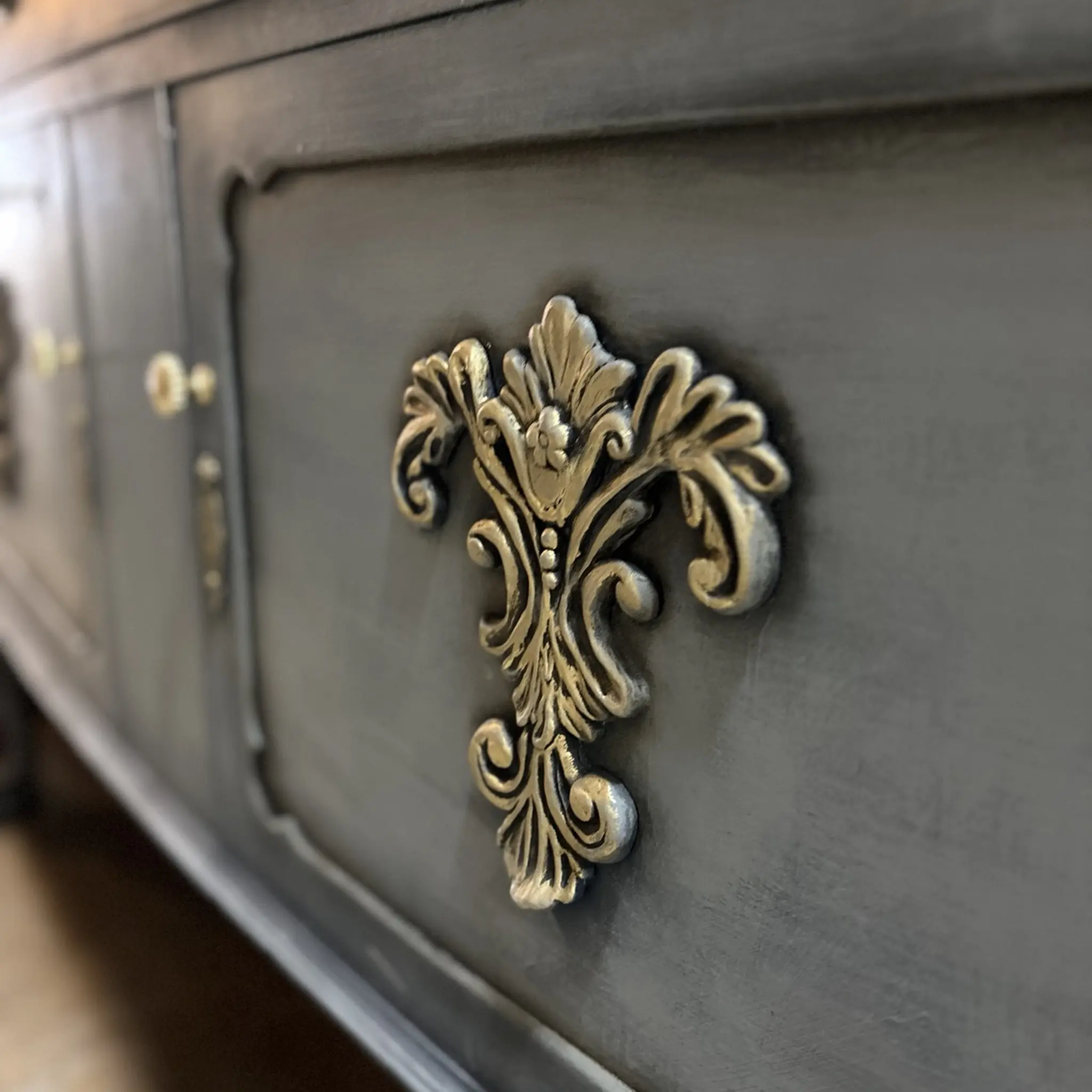 Upcycled Blue Sideboard with Gilt Detail - Image 9