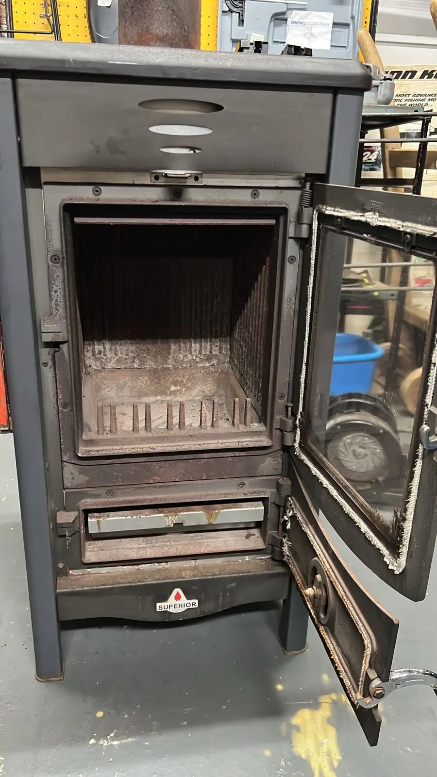 Superior Micaela Italian Wood Burning Stove with Stainless Flue - Image 4
