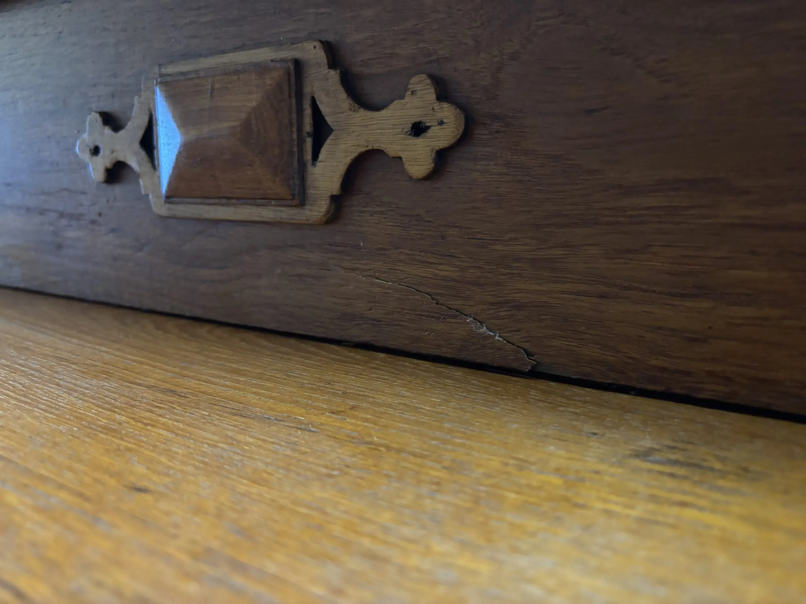 Vintage Teak Sideboard with Turned Legs & Gallery Back Rail - Image 4