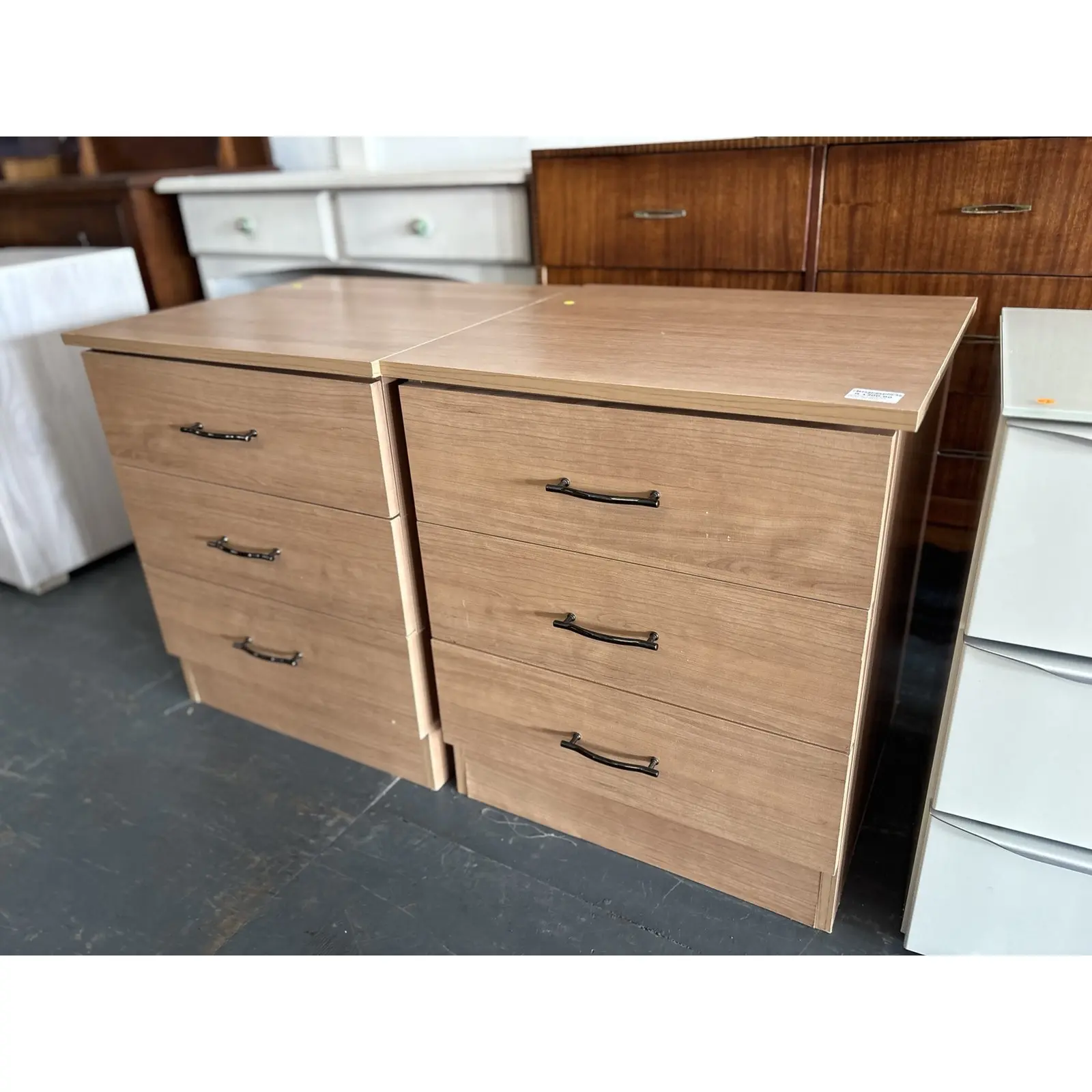 Oak Finish 3-Drawer Pedestals (Set of 2) - Image 3