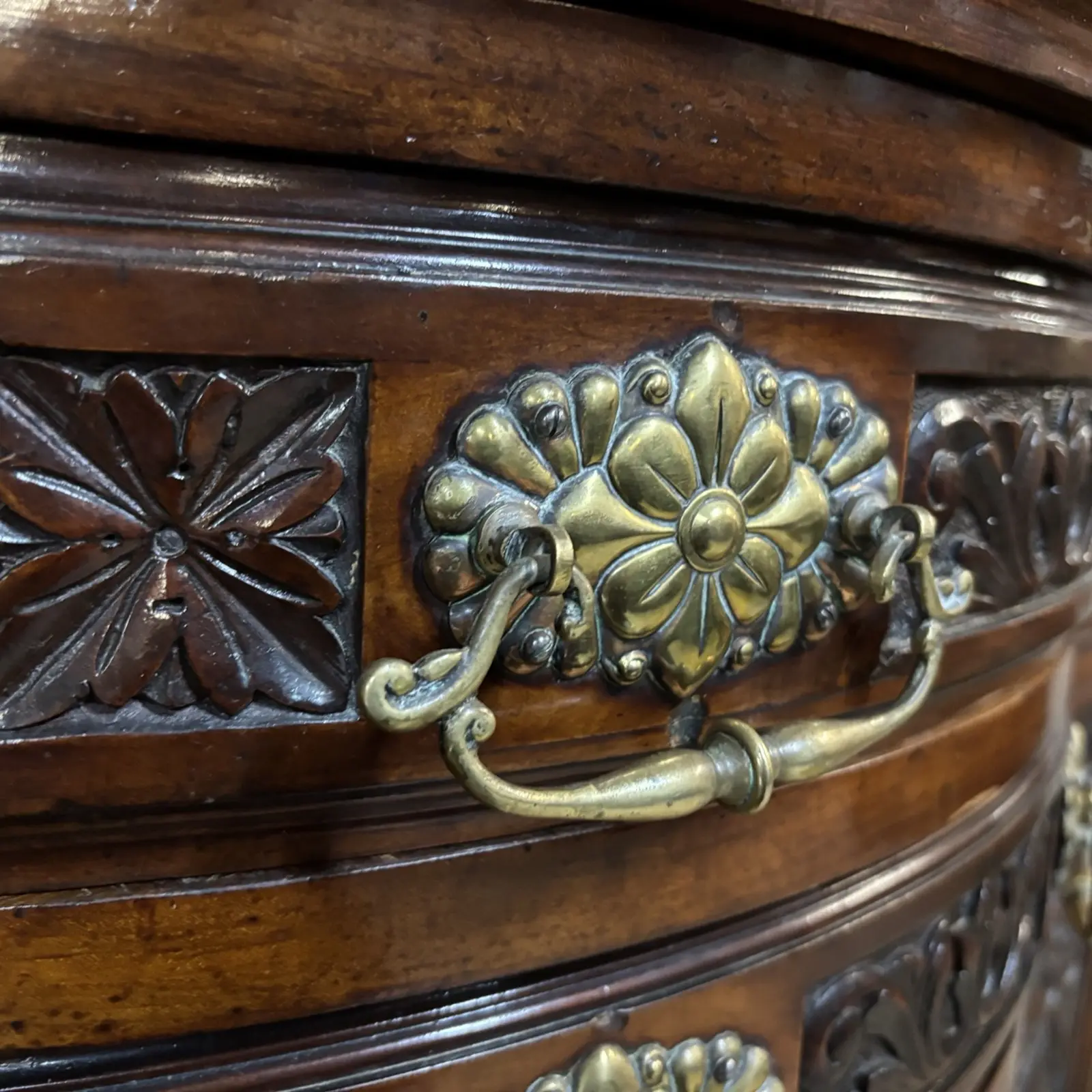 Antique Rosewood Sideboard with Bevelled Mirror - Image 8
