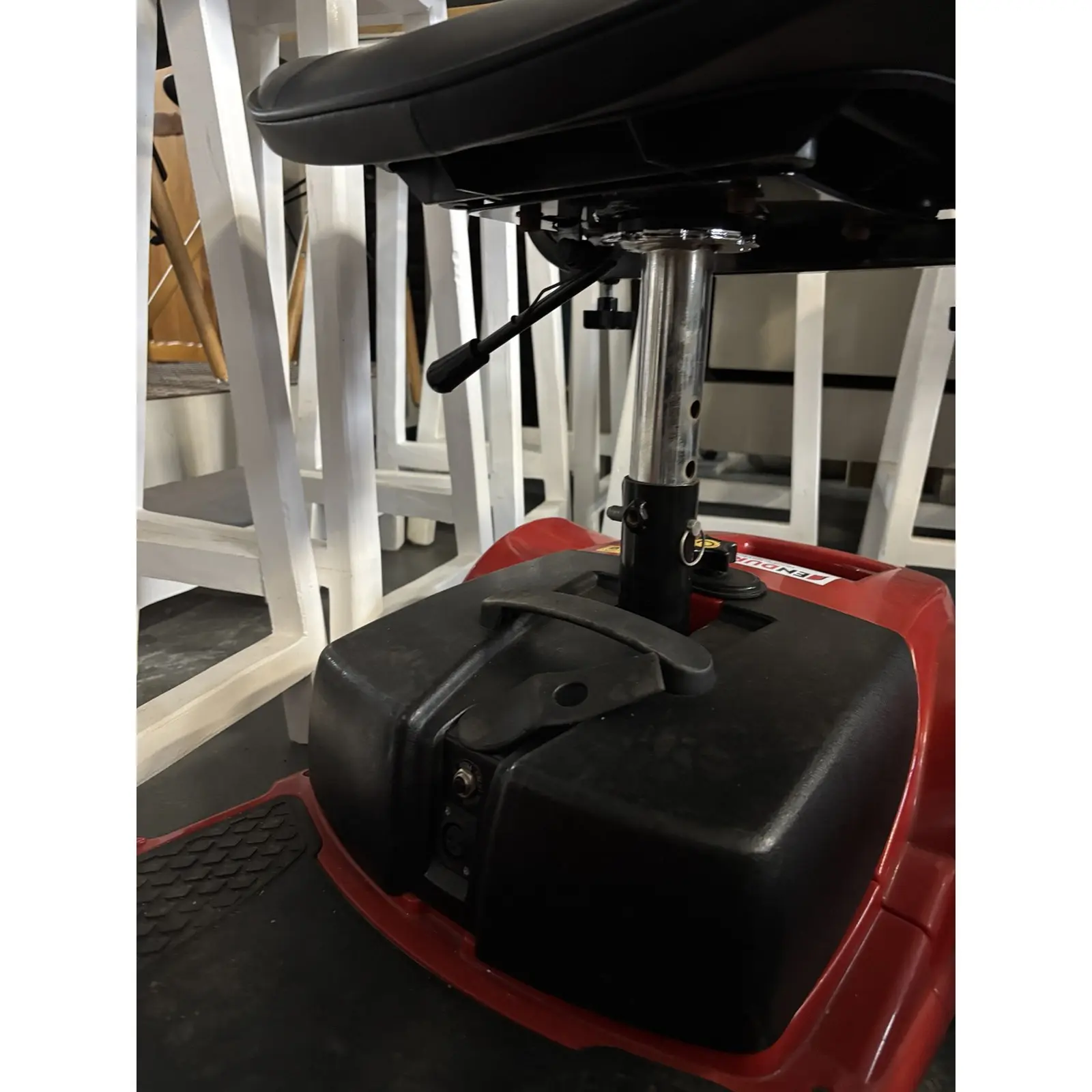 Endura Red+ Electric Mobility Scooter with Charger - Image 3