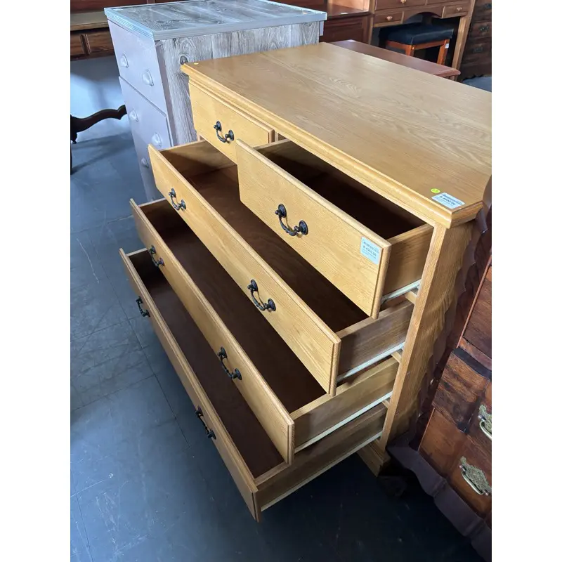 Solid Oak 5 Drawer Chest of Drawers - Image 4