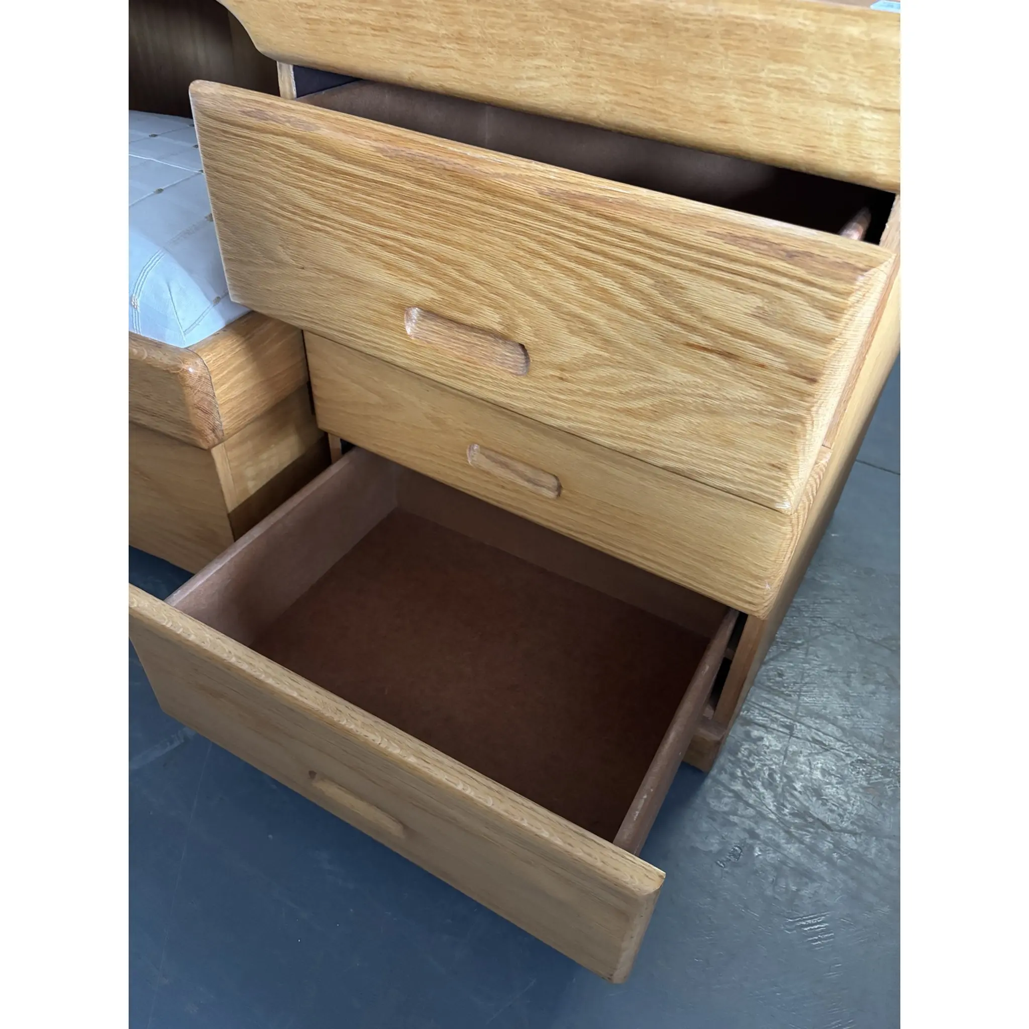 Solid Oak Dressing Table with Triple Mirror & Stool - Image 7