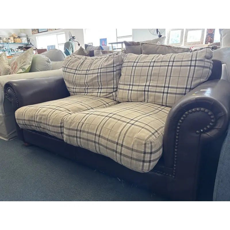 Classic Tartan Fabric & Brown Leather 2-Seater Sofa - Image 3