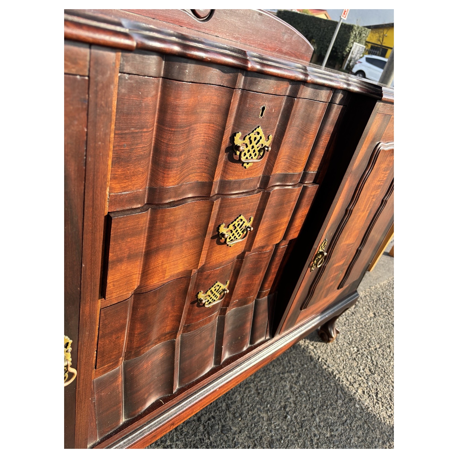 Duros Imbuia Sideboard with 3 Drawers & 2 Cupboards - Image 7