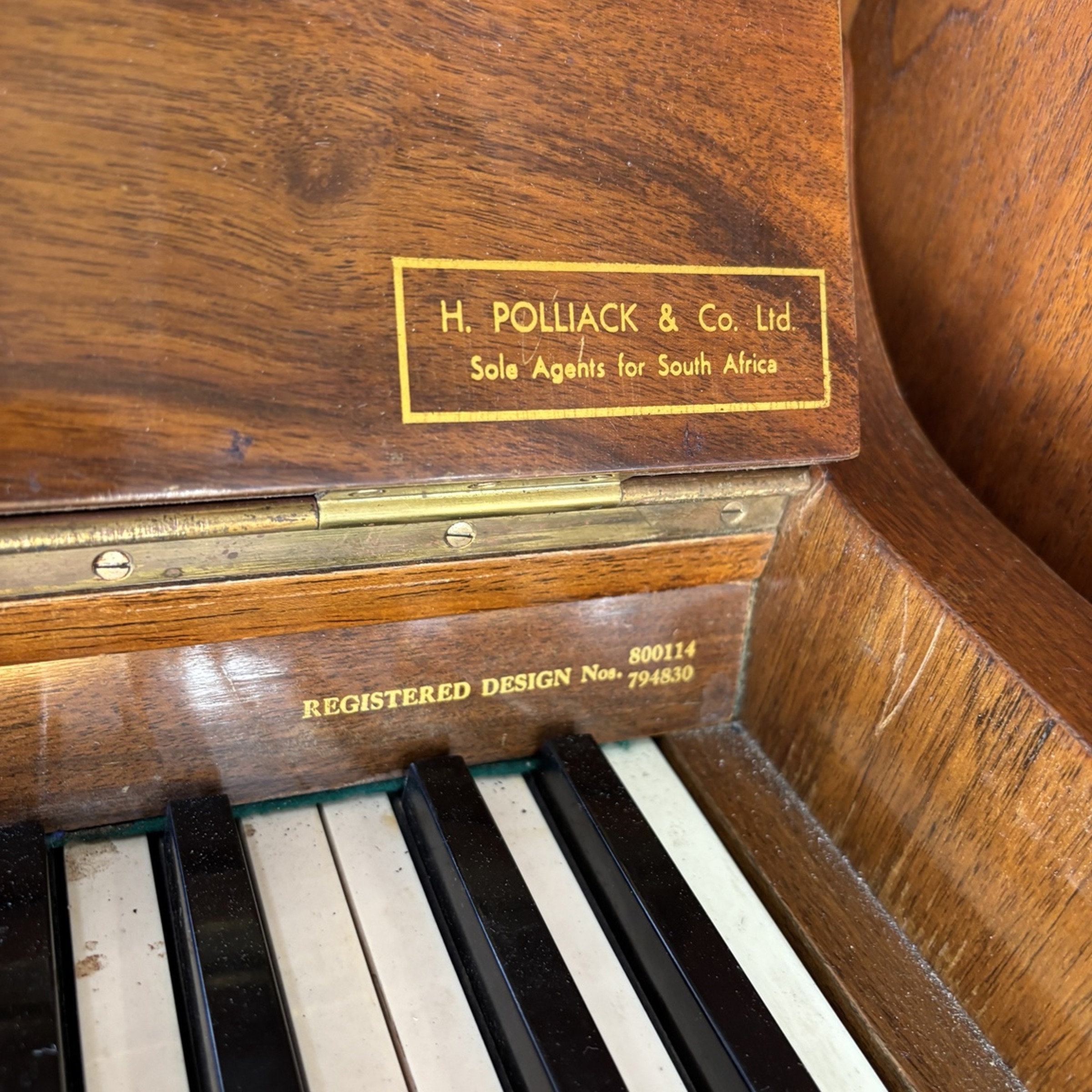 Moore & Moore Vintage Wooden Upright Piano - Image 6
