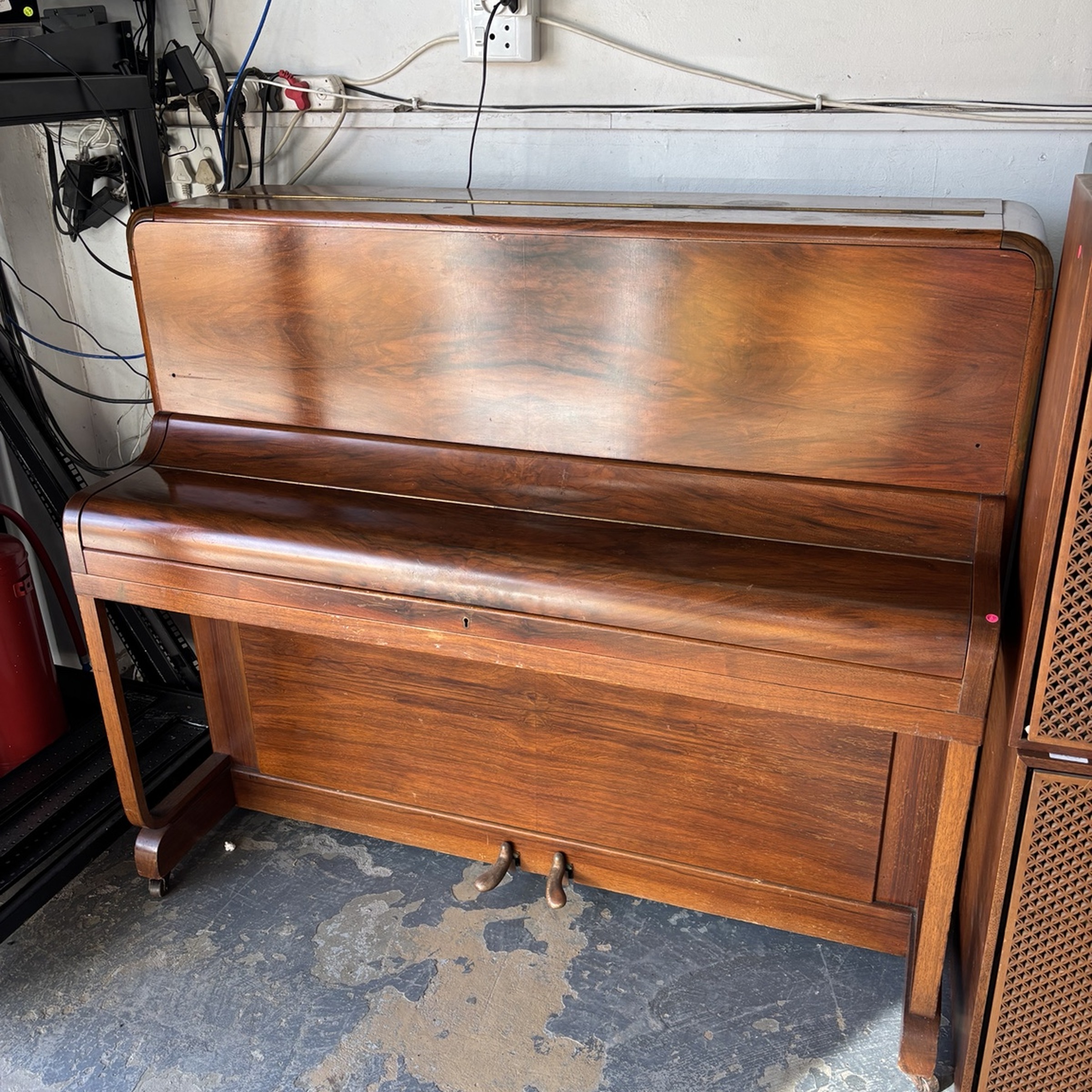 Moore & Moore Vintage Wooden Upright Piano - Image 3